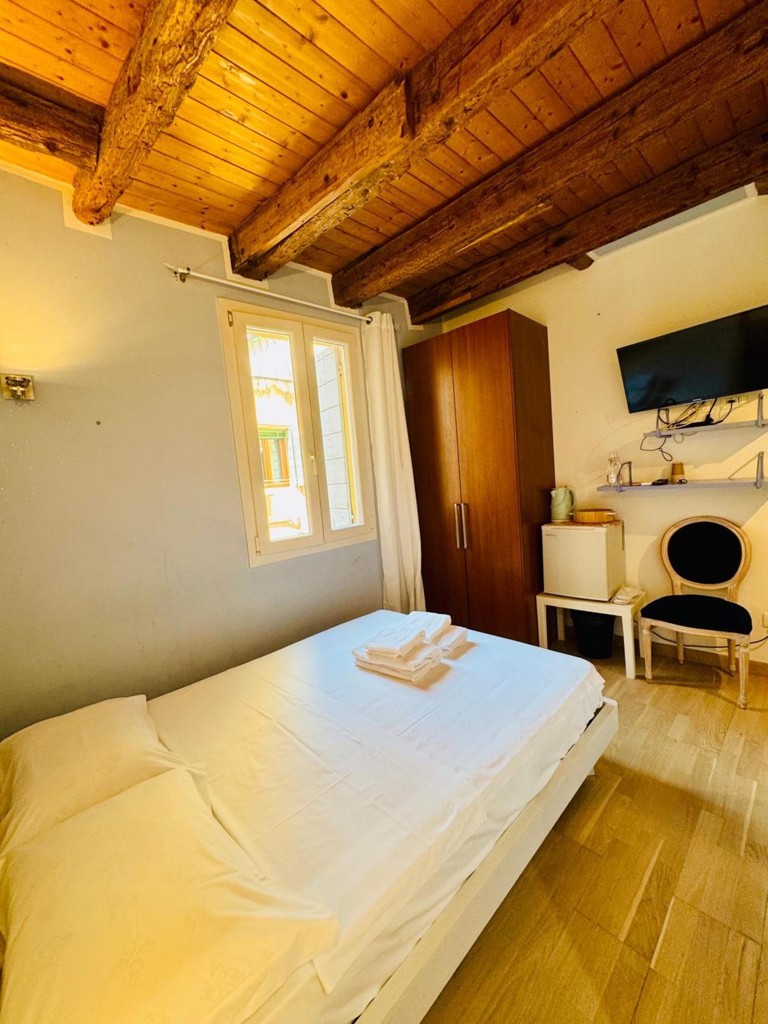 Triple Room Balcony